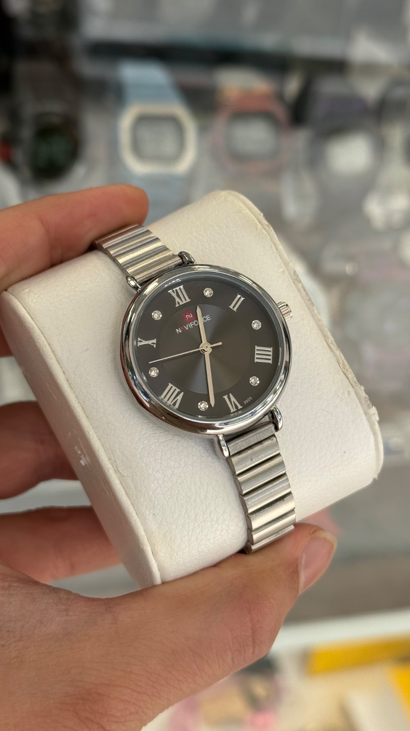 ساعت ناوی فورس  اورجینال زنانه NF9707