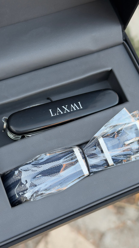 ساعت لاکسمی اتوماتیک اورجینال مردانه به همراه چاقو و بند اضافه Laxmi 8923-1